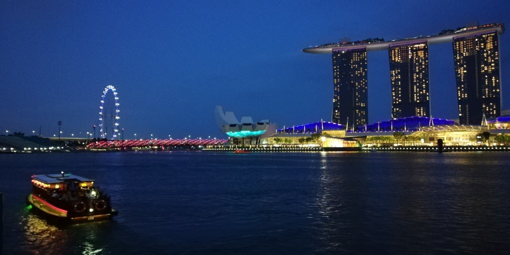 Singapore: Night At The Marina&nbsp;Boulevard