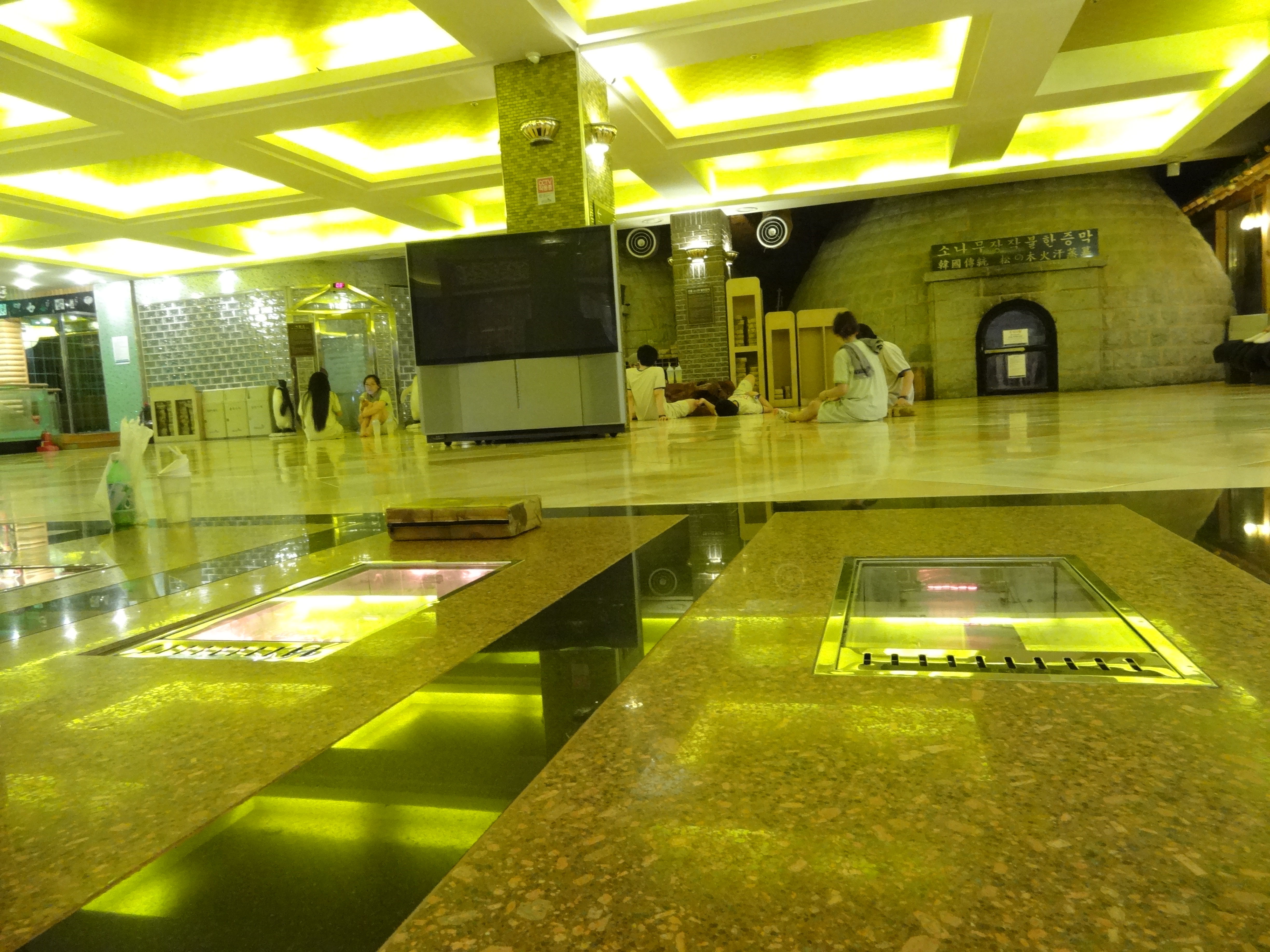 Inside Dragon Hill Spa